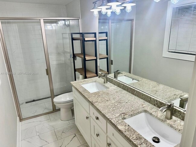 Building Photo - 399 SW Broderick Dr