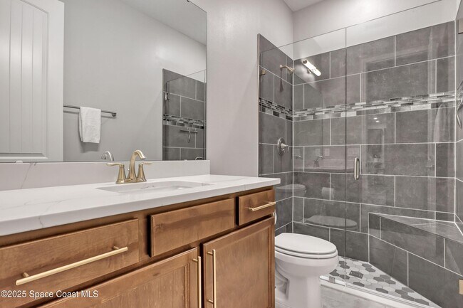 Building Photo - 1752 Killian Dr