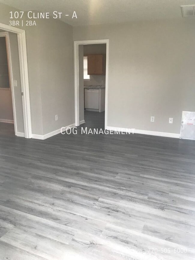 Building Photo - 3 bedroom 2 bath duplex in Adairsville