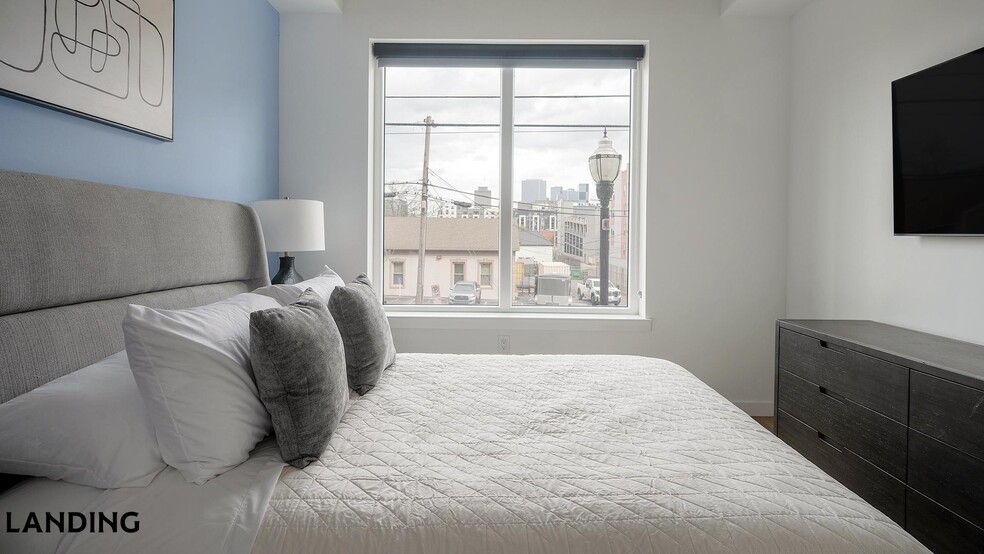 Building Photo - 1801 Patterson St