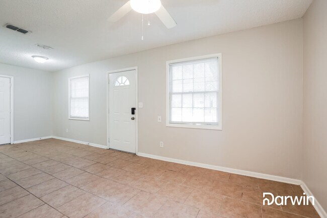 Building Photo - 4513 Merrimac Ave