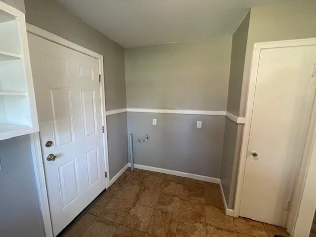 Building Photo - 802 Waring Rd