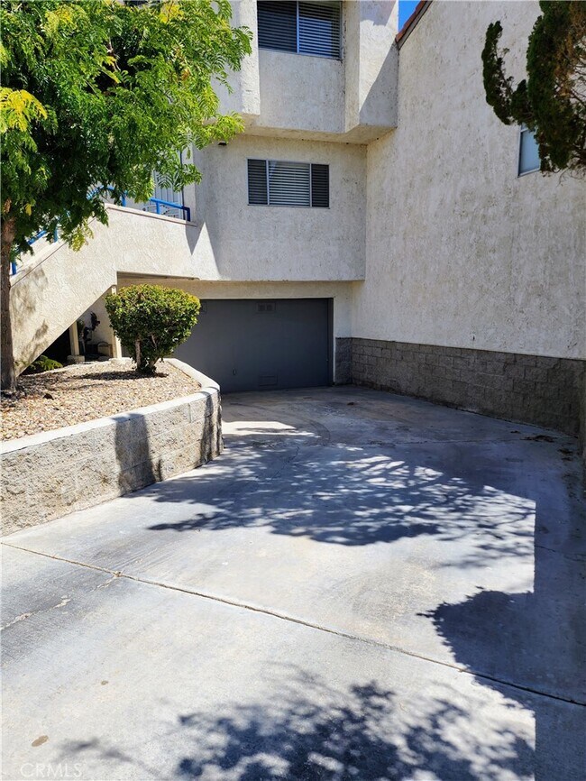 Building Photo - 14530 Nautical Ln