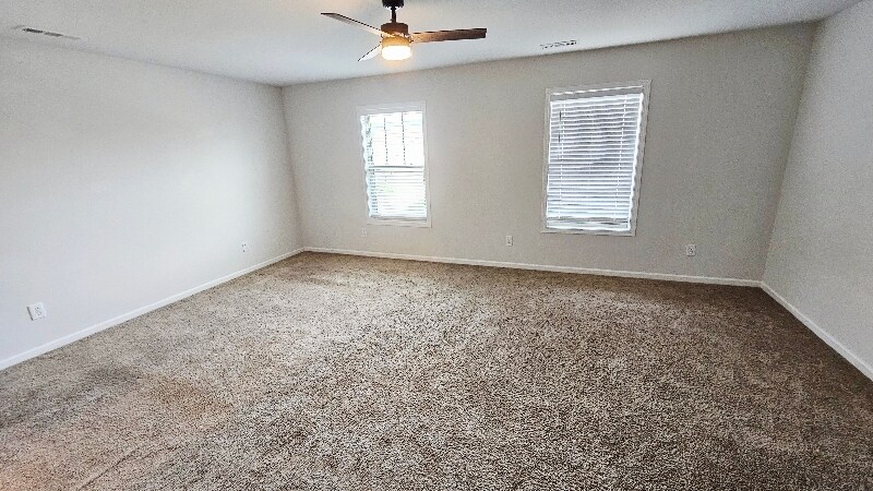 Building Photo - 276 Fenrose Dr