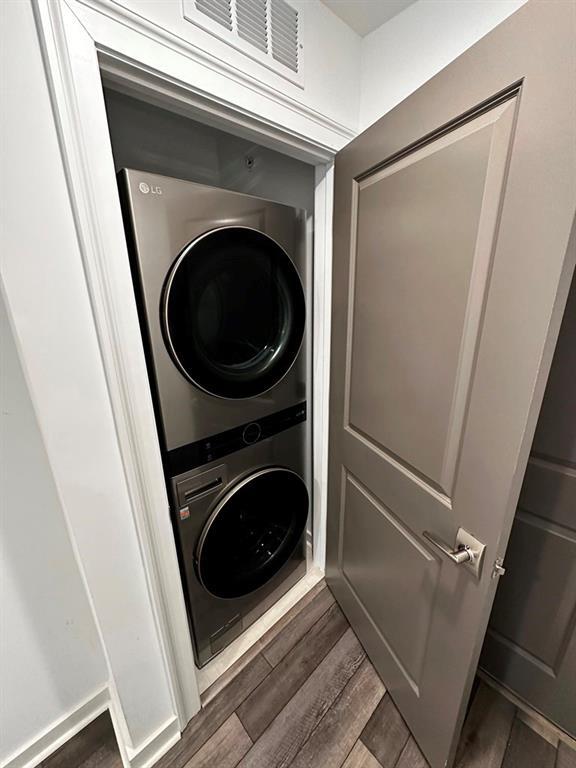 Building Photo - 519 Burton Dr