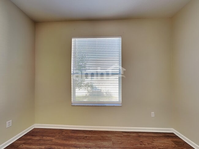 Building Photo - 461 Misty Oaks Run