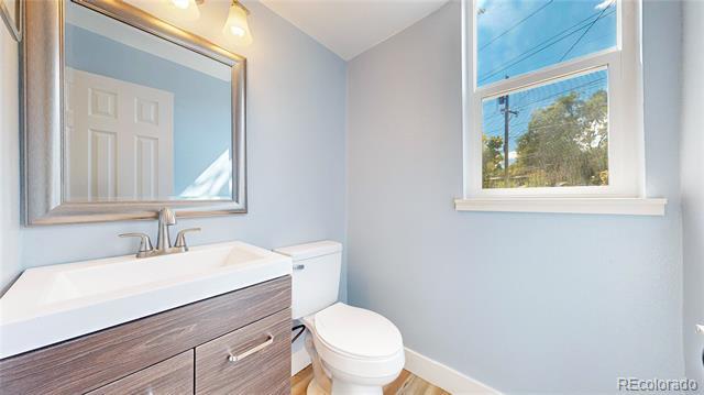 Building Photo - 1445 S Kearney St