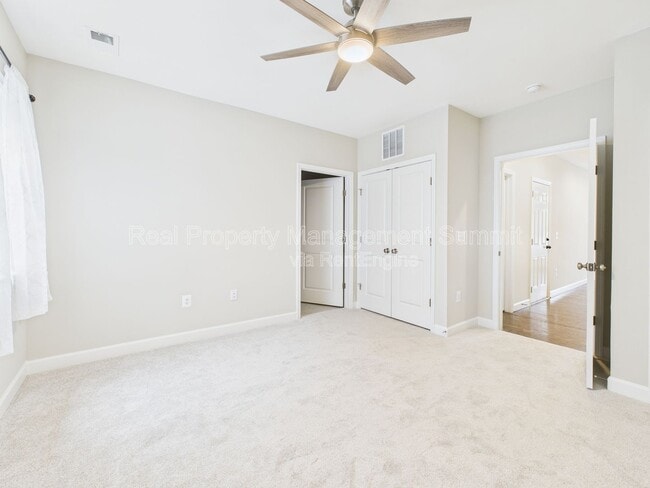Building Photo - 3483 Monterey Dr