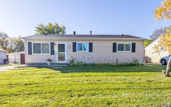 Building Photo - 2202 Isabell Ave