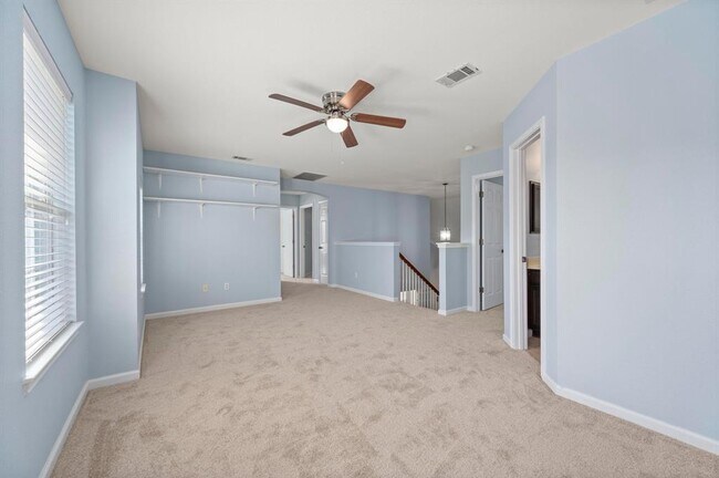 Building Photo - 1421 Gorham St