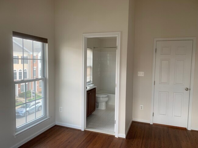 Building Photo - 25128 Neptune Terrace