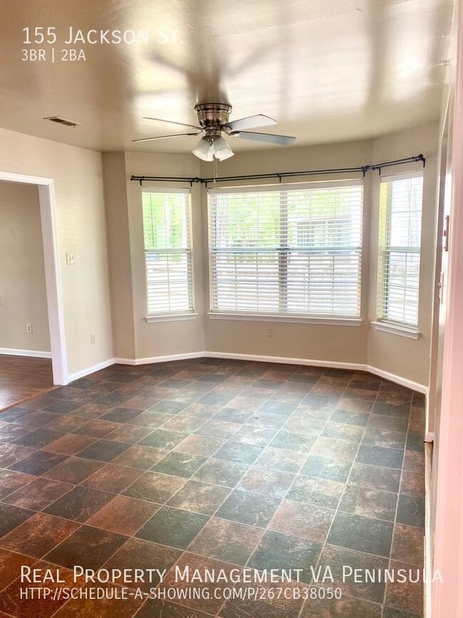 Building Photo - 3 Bedroom, 1.5 bath home for Rent in Walla...