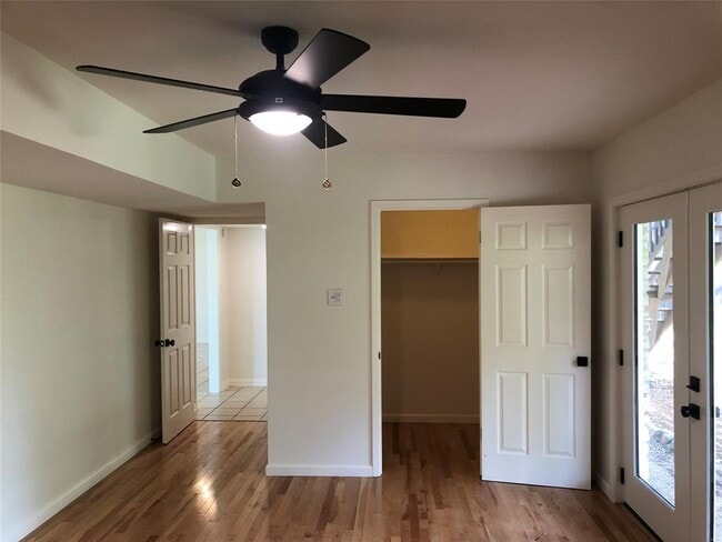 Building Photo - 809 Malabar St