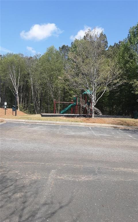 Building Photo - 132 Lakeshore Pkwy