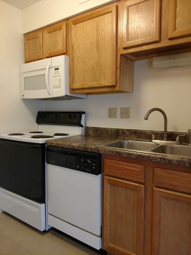 Floorplan - Sharon Woods Apartments