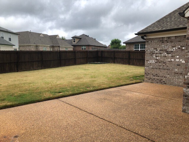 Building Photo - COMING SOON!Lovely home ready for your family! Bethel Park Subdivision