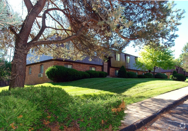 Building Photo - Walnut Ridge Apartments