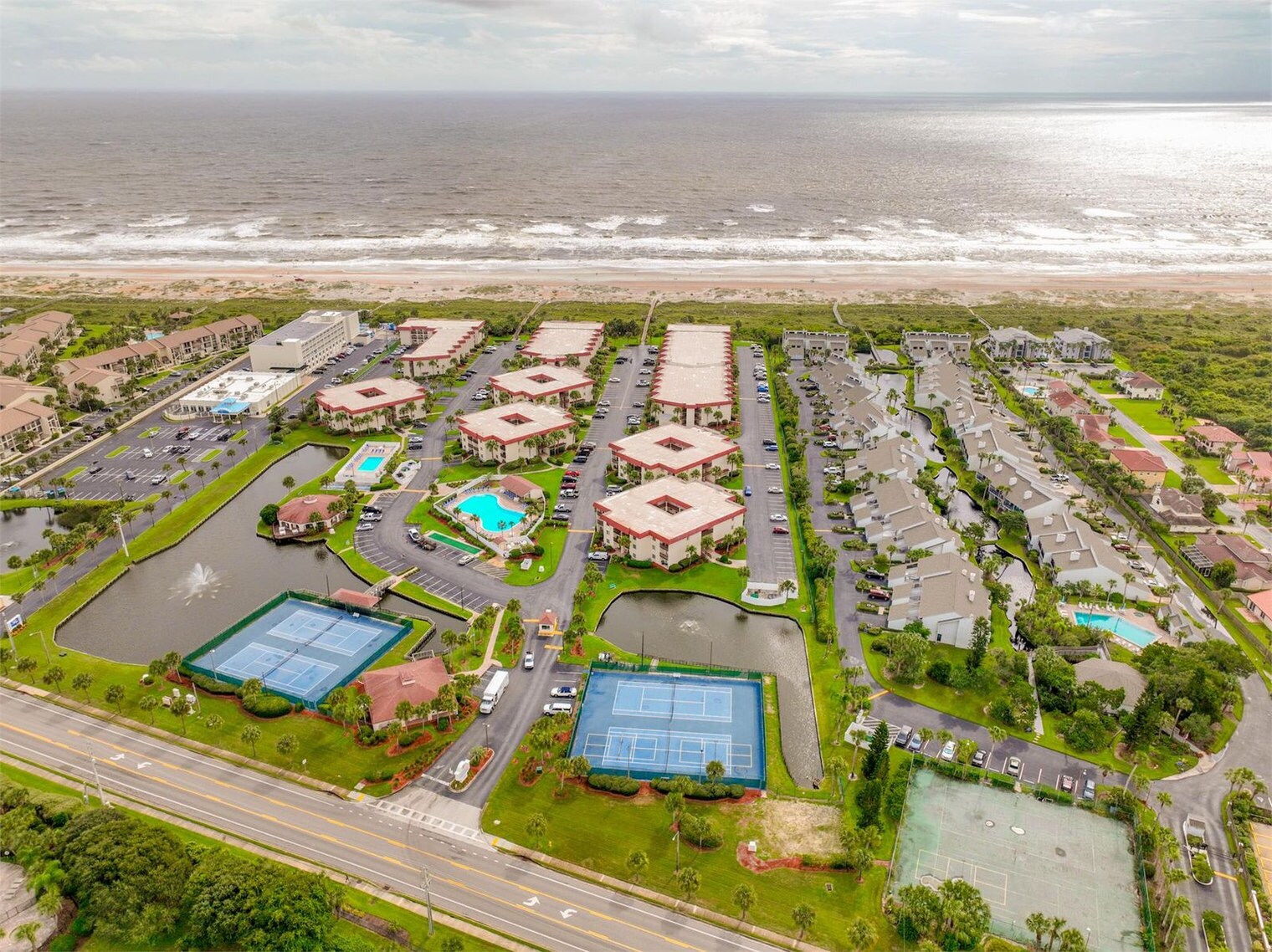 Building Photo - 880-A1A A1A Beach Blvd