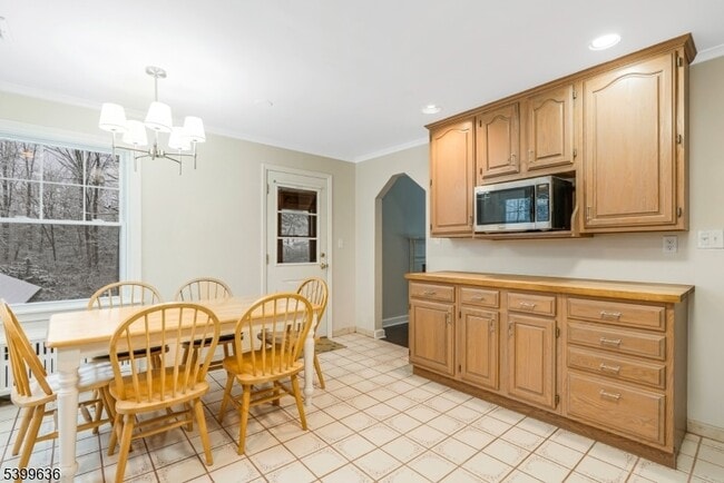 Building Photo - 111 King George Rd