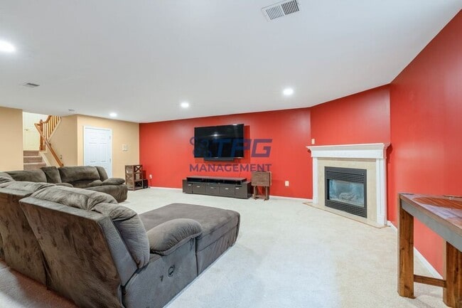 Building Photo - 26 Catherine Ct