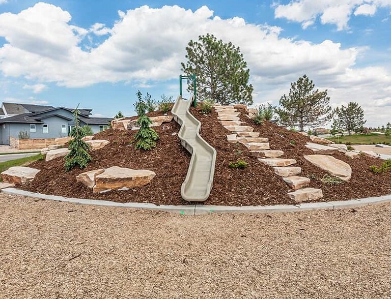 Building Photo - 5947 Denys Dr.