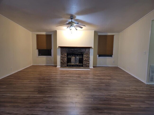 Building Photo - 8922 Witter Ln