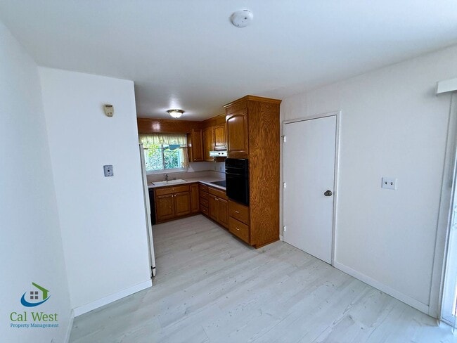 Building Photo - 3174 Colfax Ct