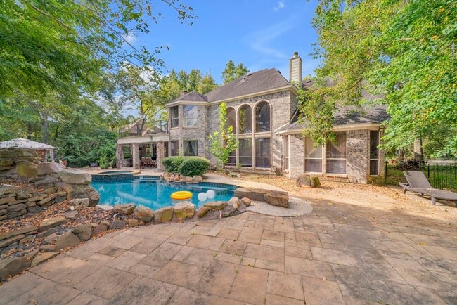 Building Photo - 70 N Skyflower Ct