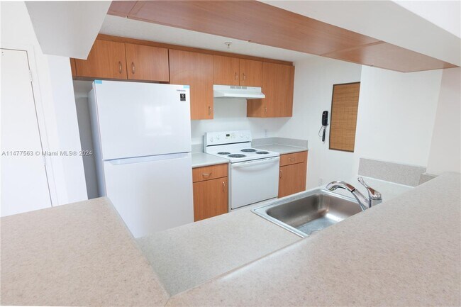 Building Photo - 816 NW 11th St