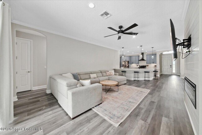 Building Photo - 1155 Shiloh Dr