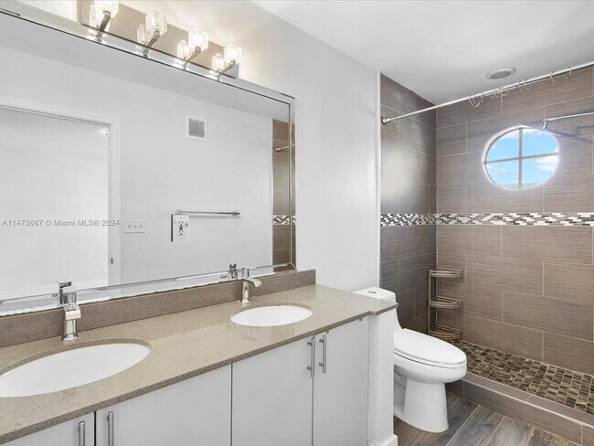 Building Photo - 12170 SW 5th Ct