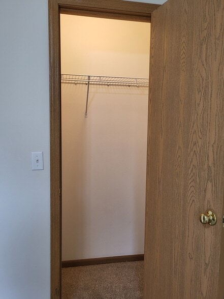 SW Bedroom Closet - 2675 N National Ave