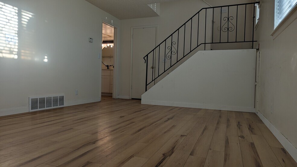 Building Photo - 4487 S 4000 W