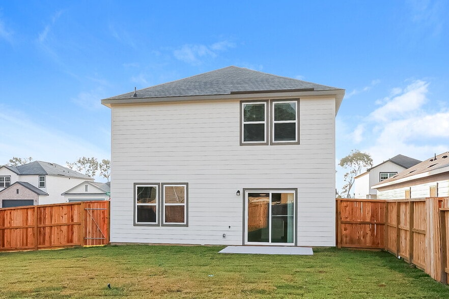 Building Photo - 6179 Pine Cir