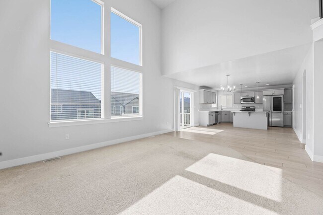 Building Photo - 6 Bedroom 3.5 Bathroom House in Saratoga Springs!