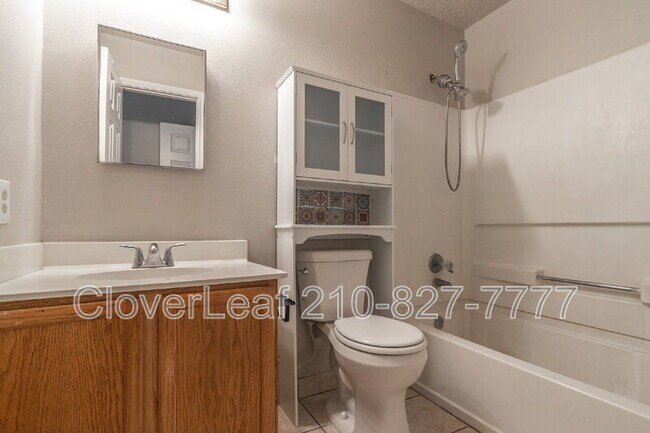 Building Photo - 8019 Hilltop Crest