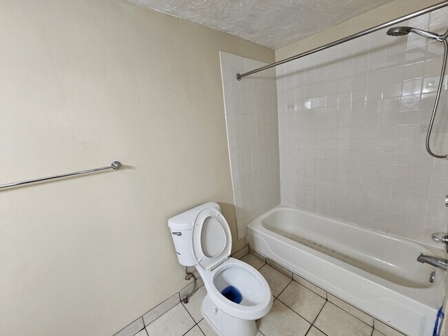 Building Photo - 15218 Shiloh Rd