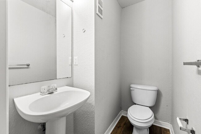 first floor 1/2 bath - 5009 Sunridge Palms Dr
