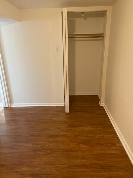 Building Photo - 631 N Spaulding Ave