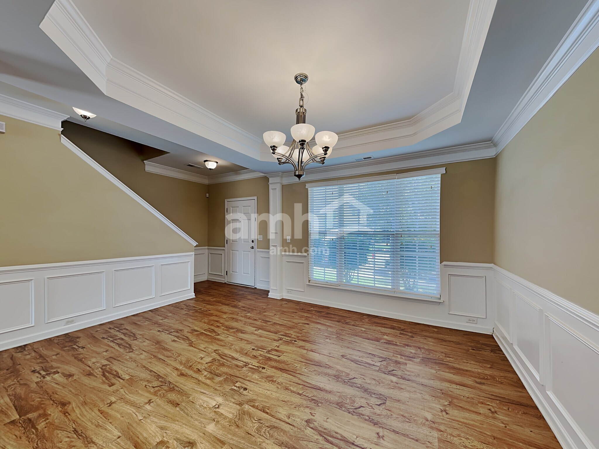 Building Photo - 104 Portland Falls Dr