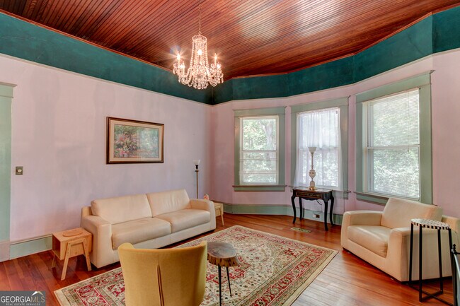 Building Photo - 127 Wilkins Rd