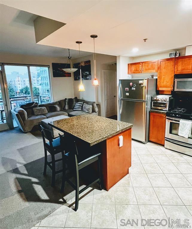 Building Photo - 1240 India St