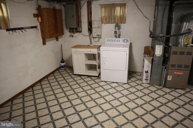 Building Photo - 11501 Monongahela Dr