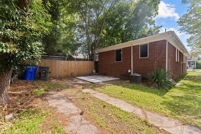 Building Photo - 3301 Marne Ave