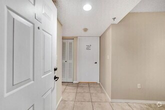 Building Photo - 9470 Tangerine Pl