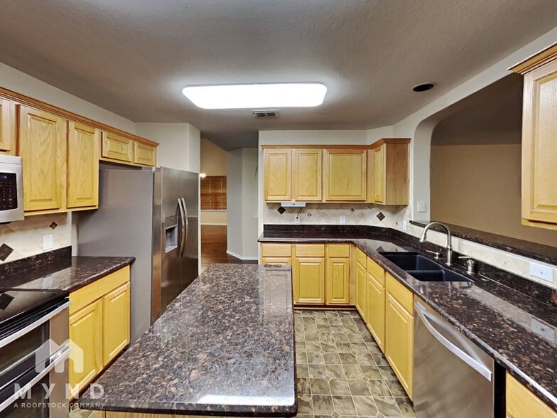 Building Photo - 8930 Wolff Vista