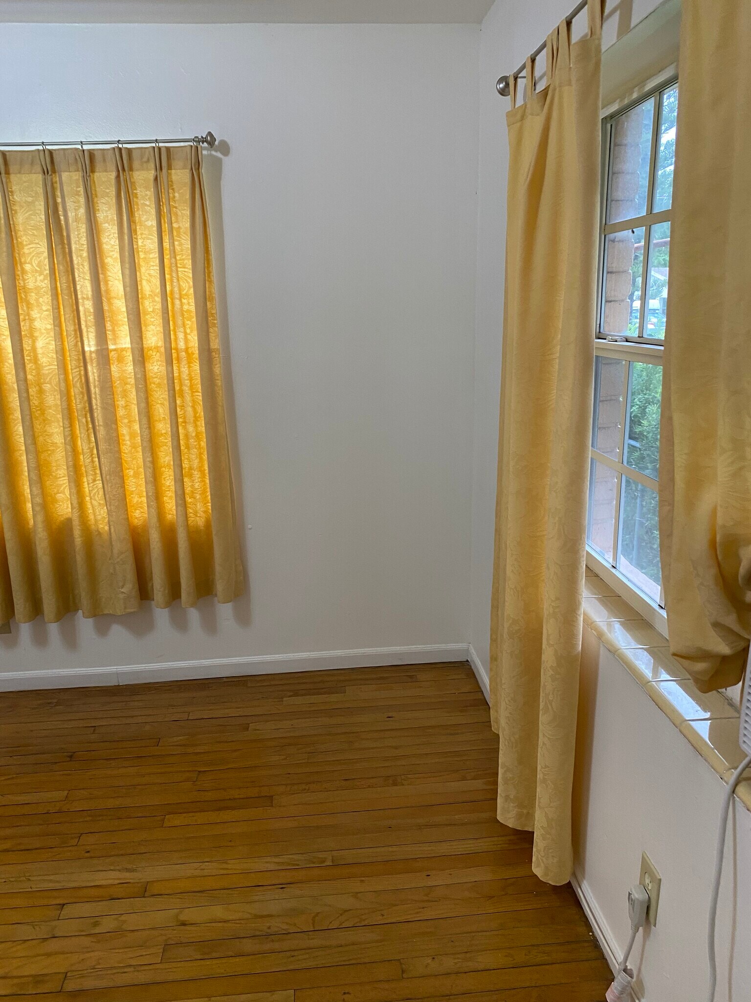 Building Photo - 1588 NE 110th St