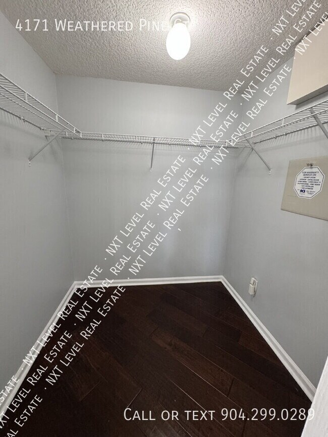 Building Photo - 4171 Weathered Pine Ct