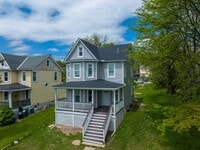 Building Photo - Spacious 6-Bedroom Home – Perfect for Large Families or Groups!