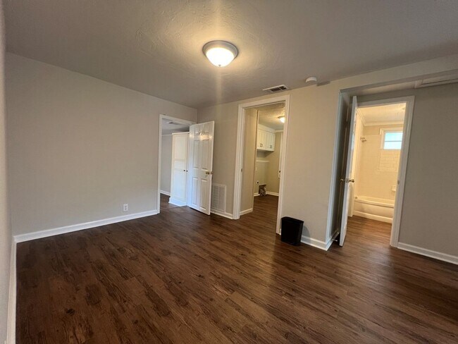 Building Photo - 3/1 Home for Rent!